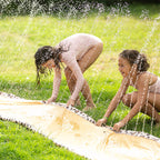 Schicke Wasserrutschen-Safari